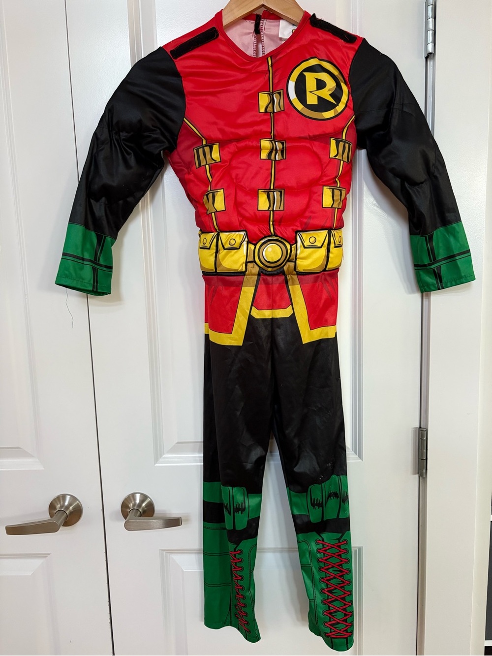 Kids’ Robin Halloween Superhero Costume Medium DC Comics Batman
